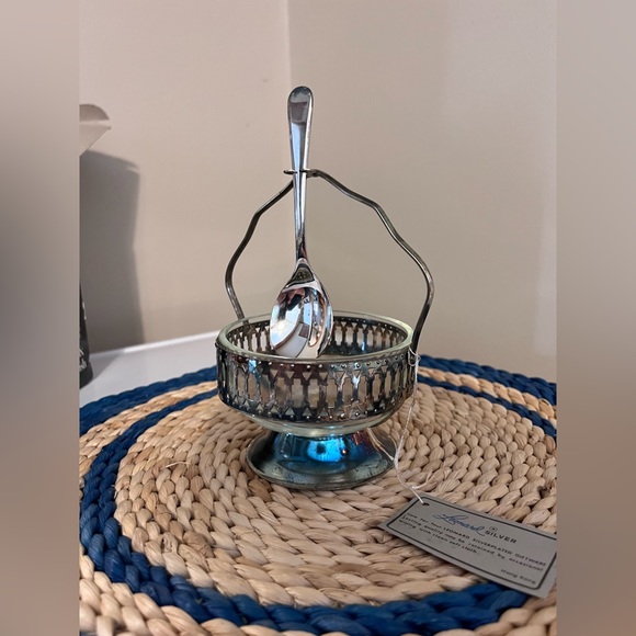 Silverplated & Crystal Glass Jam Dish with spoon by Towle • 1983 • NIB - Picture 2 of 8